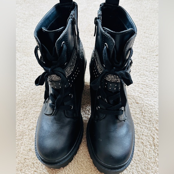 Chunky Sparkle Platform Healed Boots - Picture 3 of 9